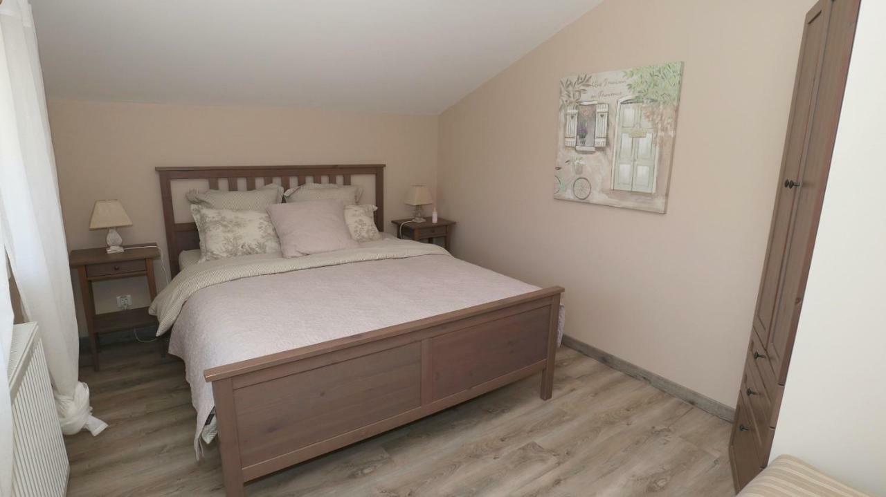 Mane  La Petite Campagne Bed & Breakfast エクステリア 写真